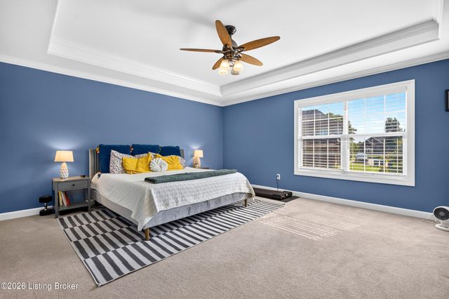 810 Abingdon Cir, Shelbyville, KY 40065