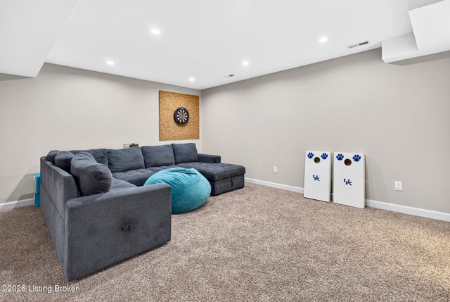 810 Abingdon Cir, Shelbyville, KY 40065