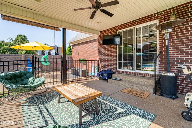 810 Abingdon Cir, Shelbyville, KY 40065