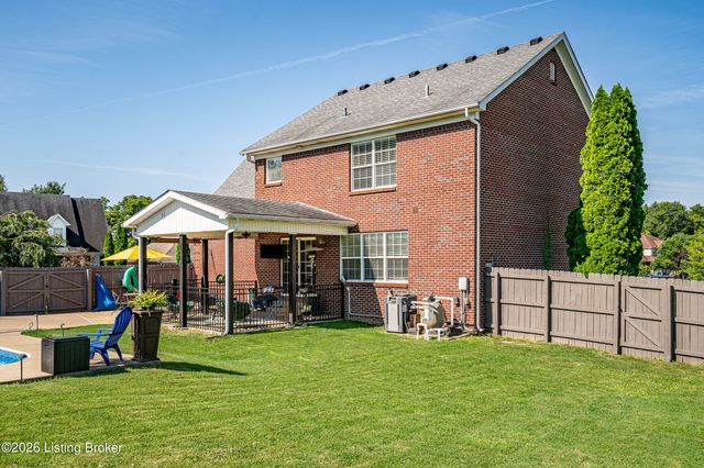 810 Abingdon Cir, Shelbyville, KY 40065