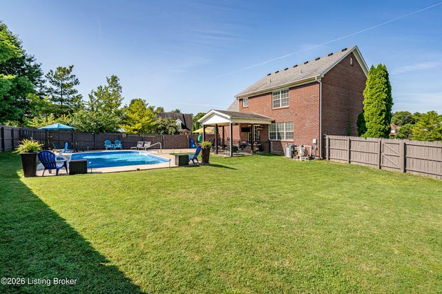 810 Abingdon Cir, Shelbyville, KY 40065
