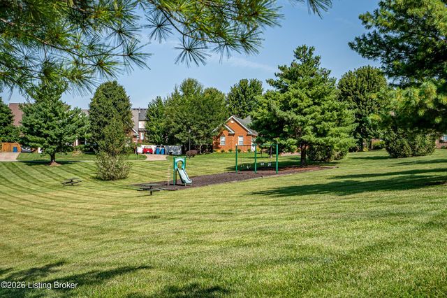 810 Abingdon Cir, Shelbyville, KY 40065