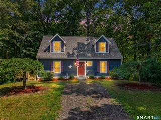 61 Grassy Hill Road, East Lyme, CT 06333