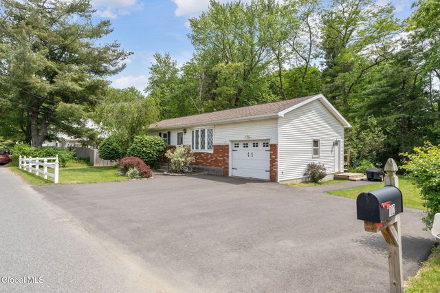 102 Evans Road, Rotterdam, NY 12306