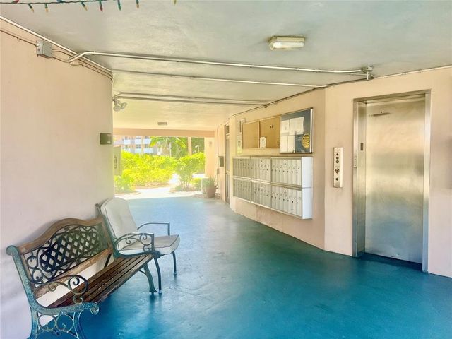 2800 NW 47th Terrace 106b, Lauderdale Lakes, FL 33313