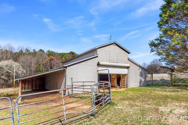 4242 John Ritchie Road, Iron Station, NC 28080