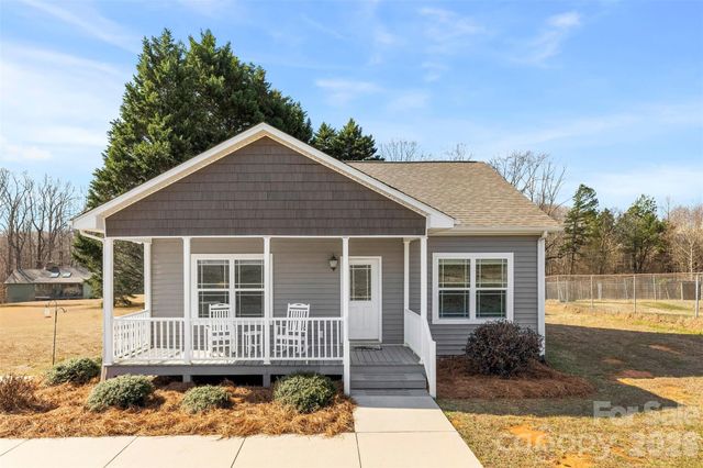 4242 John Ritchie Road, Iron Station, NC 28080