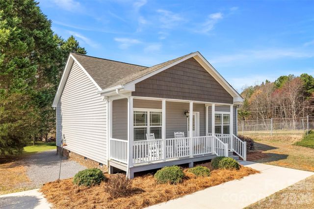 4242 John Ritchie Road, Iron Station, NC 28080