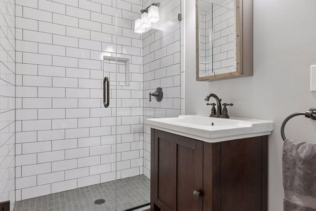 3022 Emerson Avenue, Minneapolis, MN 55408