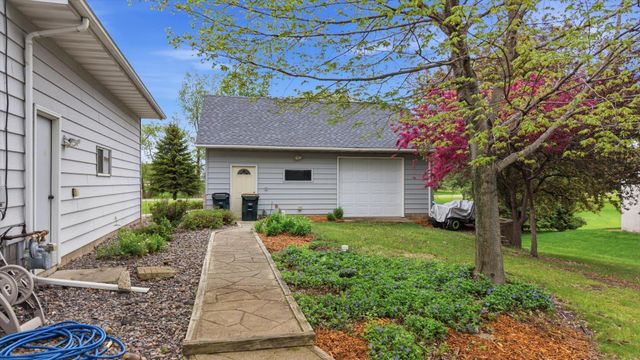 3133 145th Street NW, Monticello, MN 55362