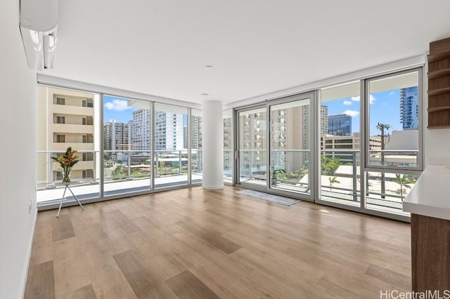 1500 Rycroft Street 311R, Honolulu, HI 96814
