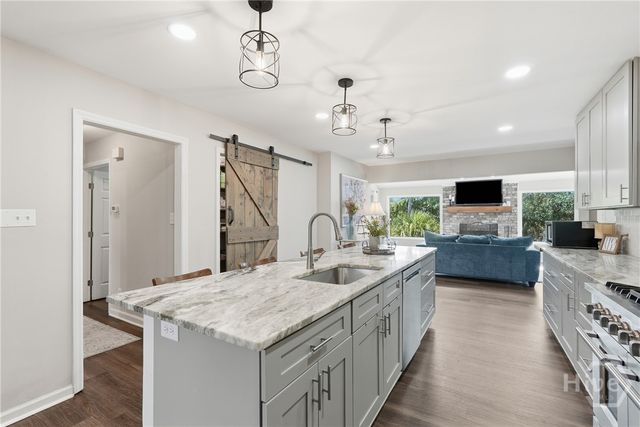 5 Cedar Cove, Savannah, GA 31410