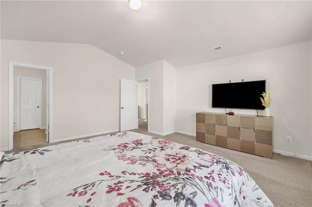 1372 Waverly Street, Winston-salem, NC 27127