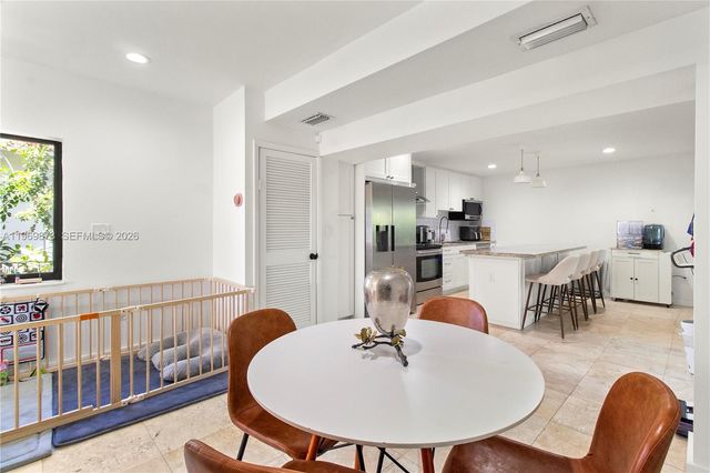 6315 SW 42nd St, South Miami, FL 33155