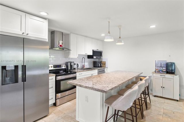 6315 SW 42nd St, South Miami, FL 33155