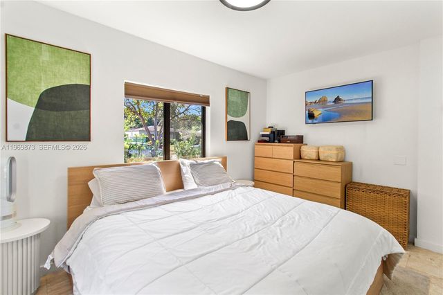 6315 SW 42nd St, South Miami, FL 33155