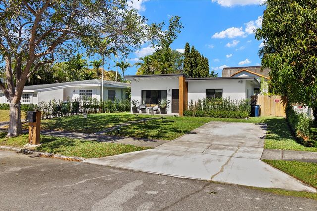 6315 SW 42nd St, South Miami, FL 33155