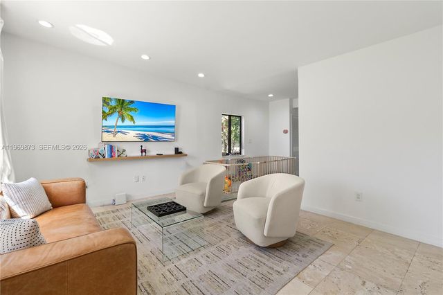 6315 SW 42nd St, South Miami, FL 33155