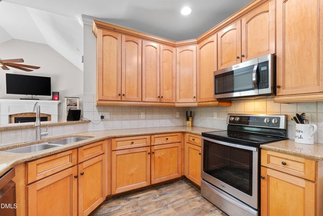 136 Mantle Drive, Clayton, NC 27527