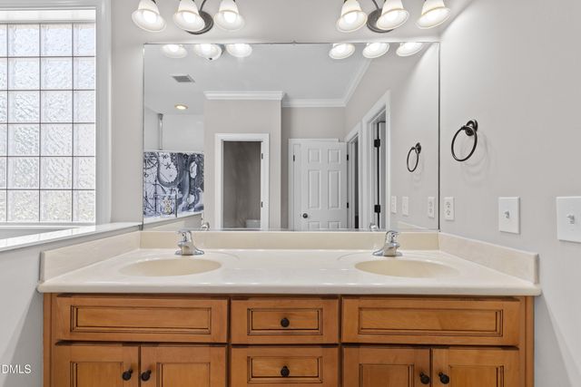 136 Mantle Drive, Clayton, NC 27527