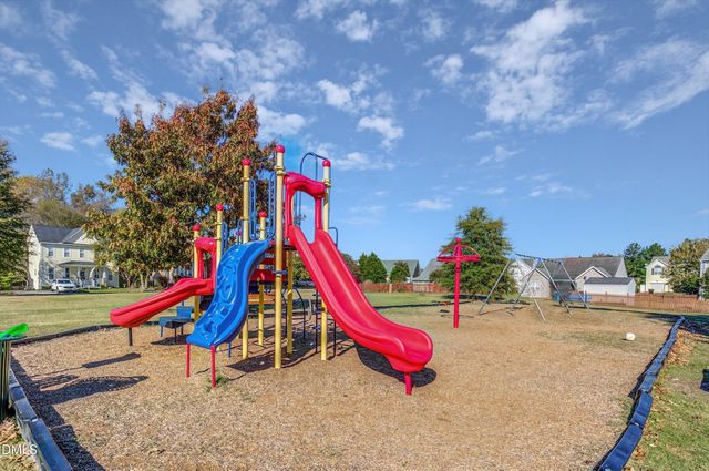 136 Mantle Drive, Clayton, NC 27527