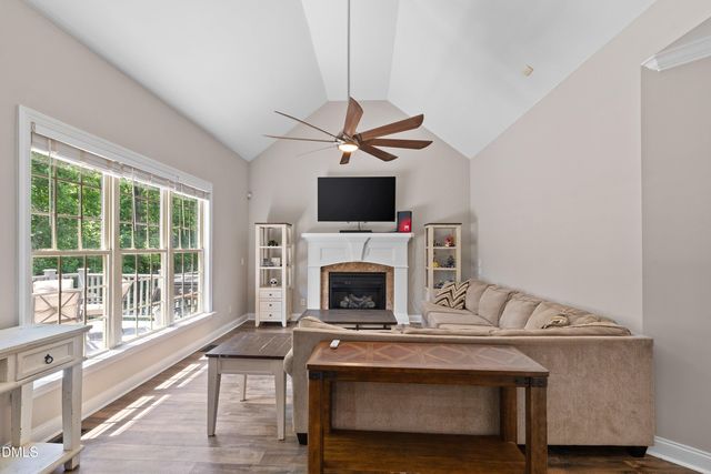 136 Mantle Drive, Clayton, NC 27527