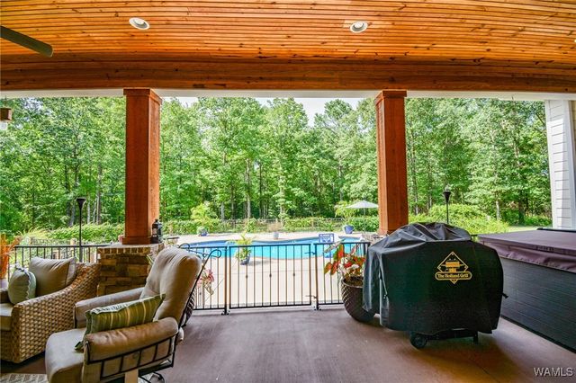 12155 Finnell Cutoff, Northport, AL 35475