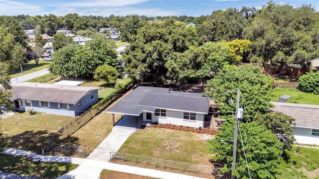 1725 31ST STREET NW, Winter Haven, FL 33881