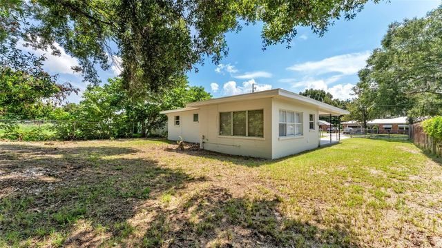 1725 31ST STREET NW, Winter Haven, FL 33881