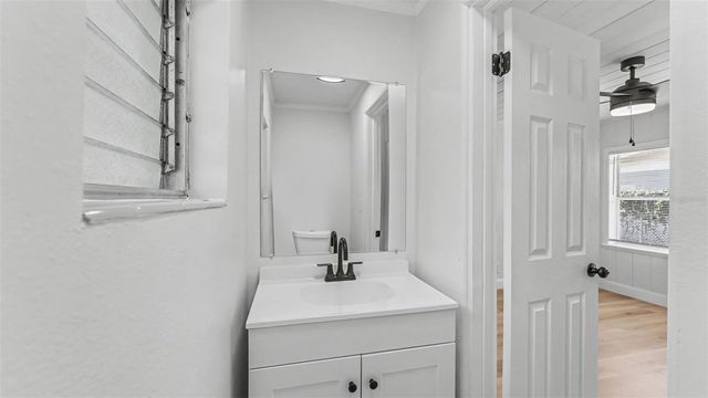 1725 31ST STREET NW, Winter Haven, FL 33881