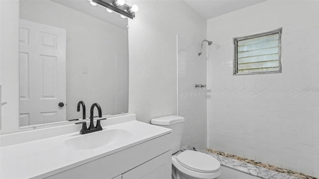 1725 31ST STREET NW, Winter Haven, FL 33881