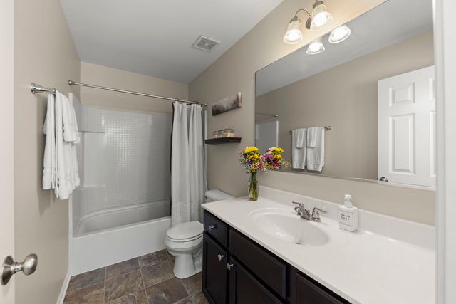 1292 Church Court 1292, Aurora, IL 60502