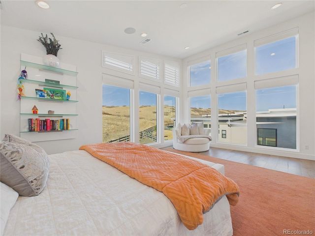 7437 Skygazer St, Castle Pines, CO 80108