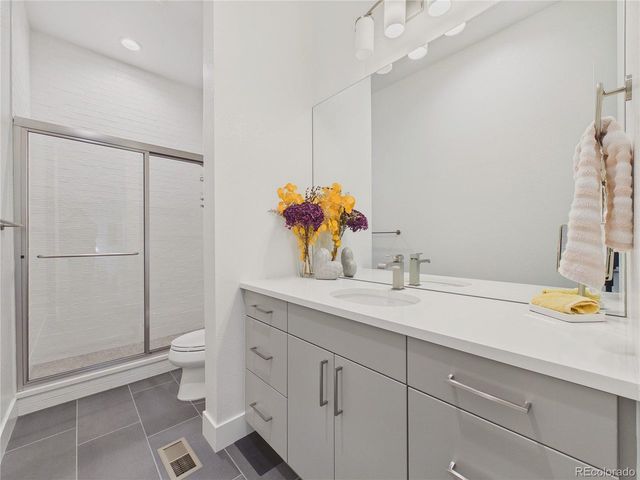 7437 Skygazer St, Castle Pines, CO 80108