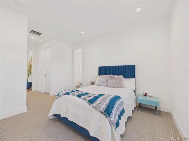 7437 Skygazer St, Castle Pines, CO 80108