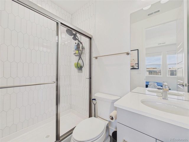 7437 Skygazer St, Castle Pines, CO 80108