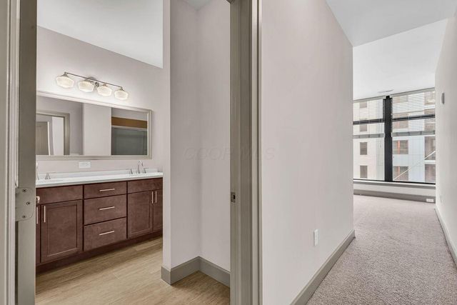 51 N High Street, 302, Columbus, OH 43215