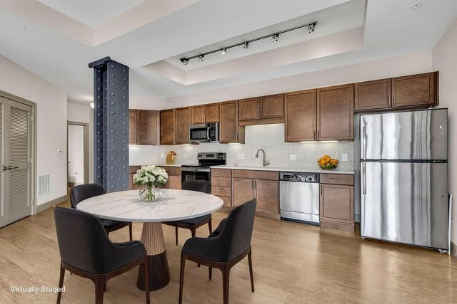 51 N High Street, 302, Columbus, OH 43215