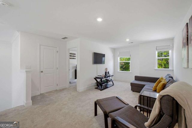 110 Meadow View Loop, Dallas, GA 30132
