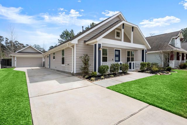 206 N Lynx Trail, Montgomery, TX 77316