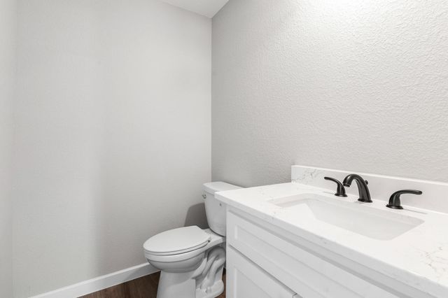 856 Yowell Hill Road, Whitewright, TX 75491