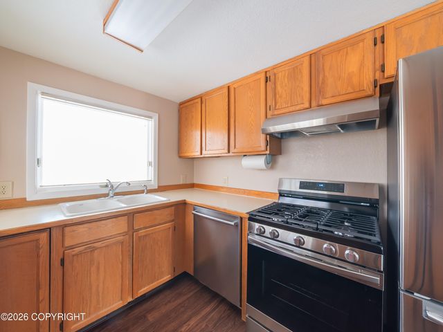 221 Creekside Street, Anchorage, AK 99504