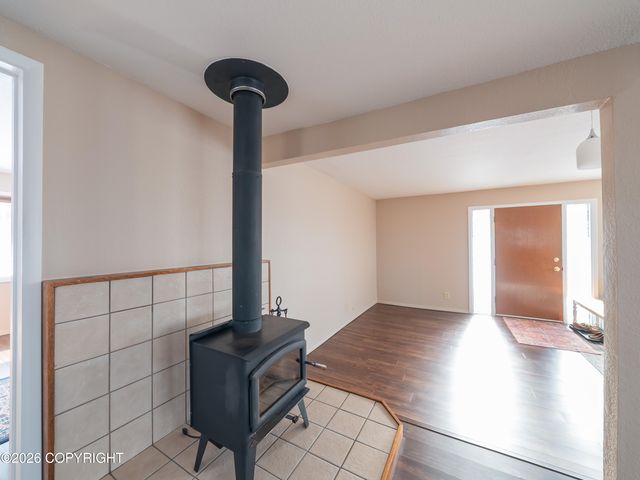 221 Creekside Street, Anchorage, AK 99504
