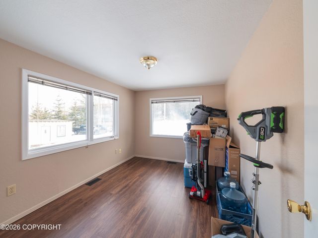 221 Creekside Street, Anchorage, AK 99504