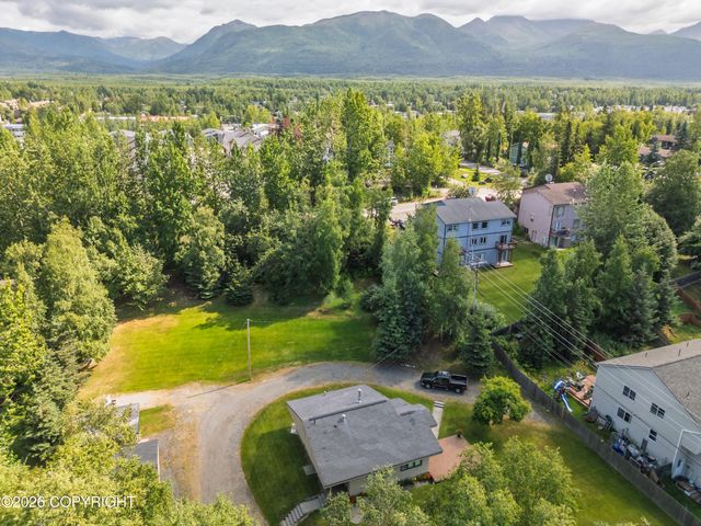 221 Creekside Street, Anchorage, AK 99504