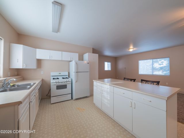 221 Creekside Street, Anchorage, AK 99504