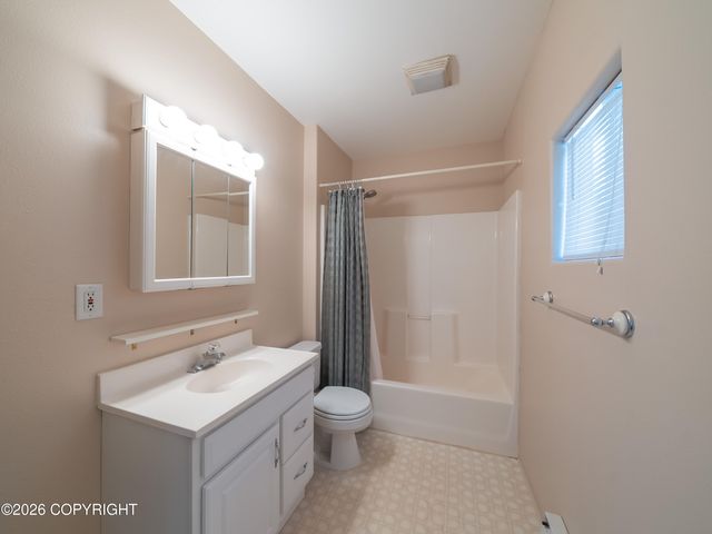 221 Creekside Street, Anchorage, AK 99504