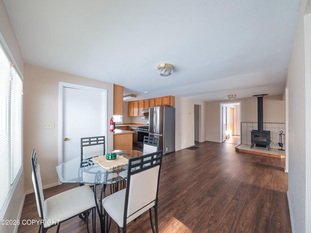 221 Creekside Street, Anchorage, AK 99504
