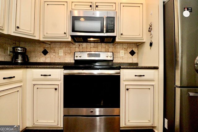 4113 Bright Creek, Hahira, GA 31632