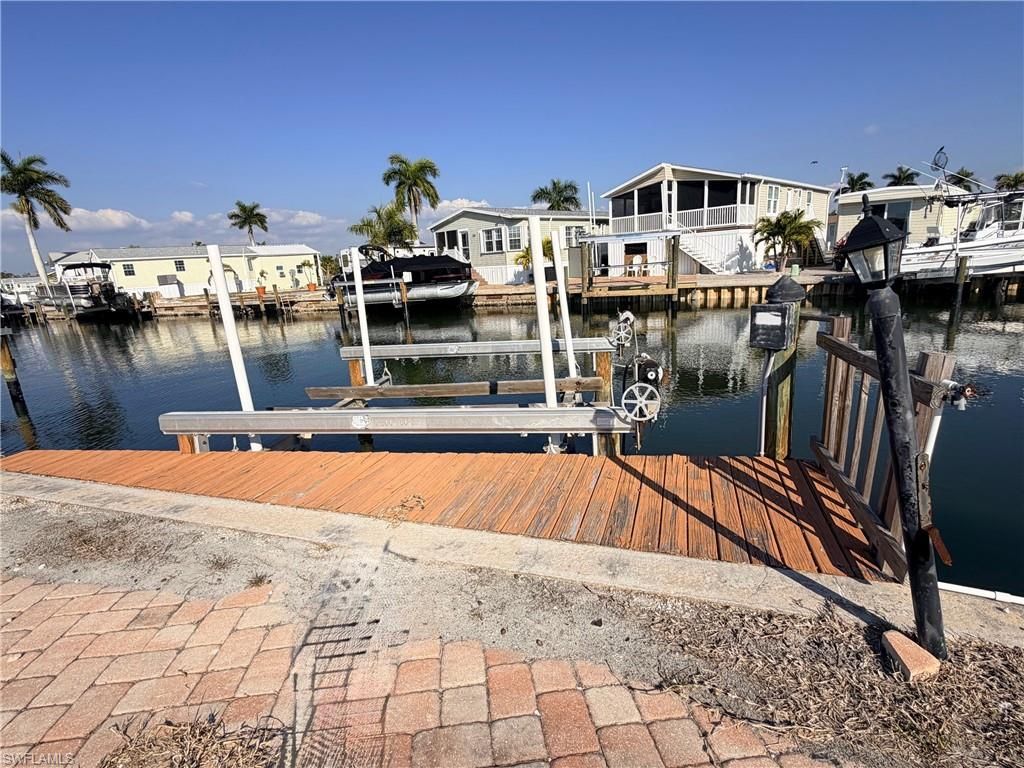56 Doubloon WAY, FORT MYERS BEACH, FL 33931 — photo 5